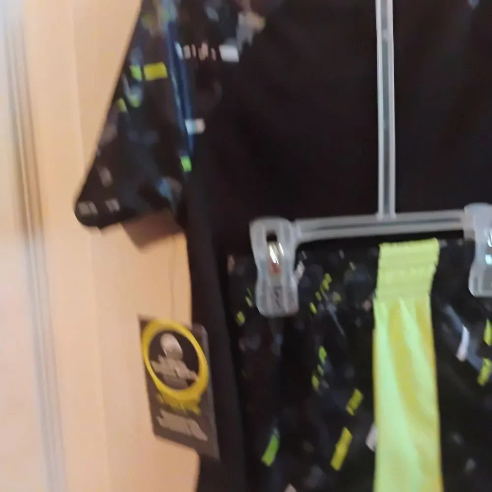 Athletic Works Kids Matching Set - Black and Neon Green
